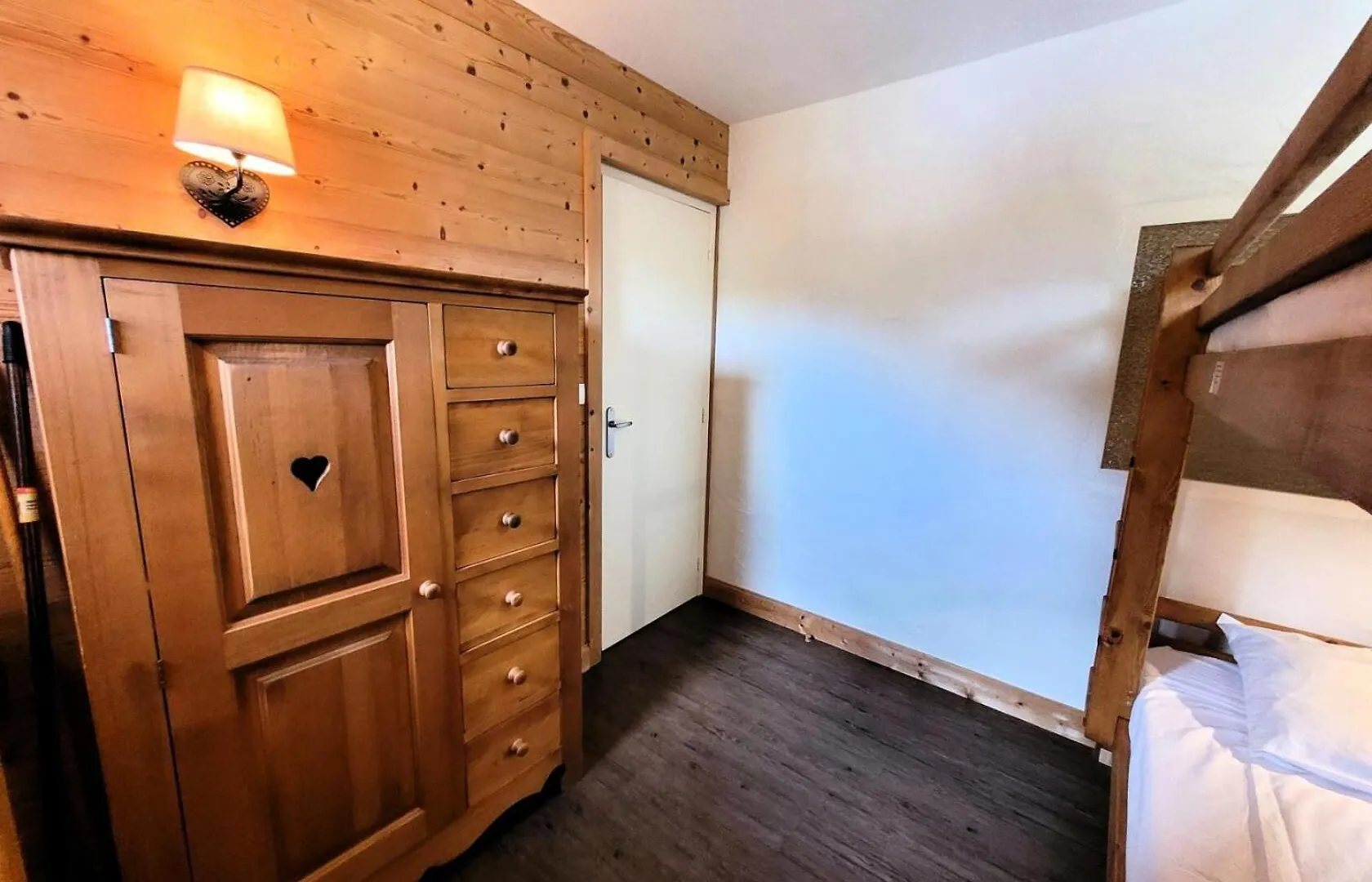 Residence Marcelly - Appartement Centre Station, Entierement Renove, Classe 3 Etoiles Mae-0791 لي جيه شقة